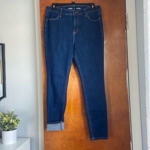 Old navy high rise super skinny jeans